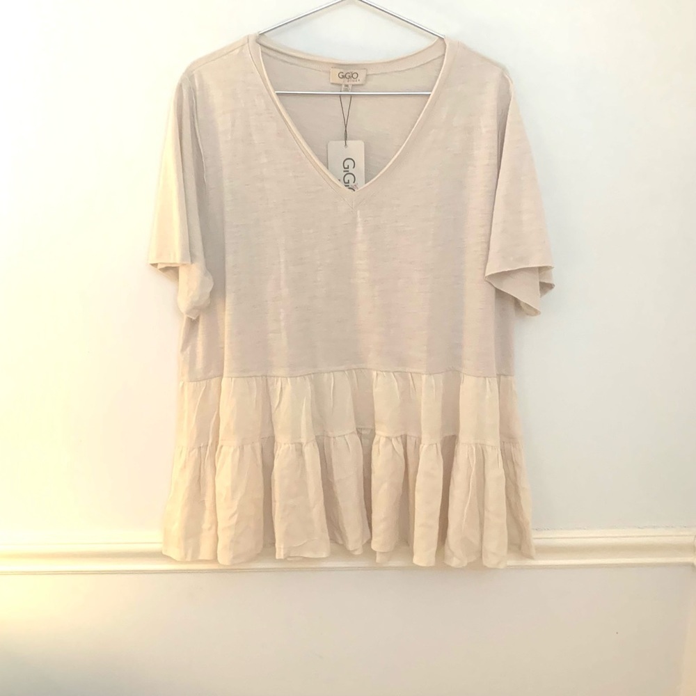 GIGIO PLUS Raw Seam Tiered Peplum Top, oatmeal